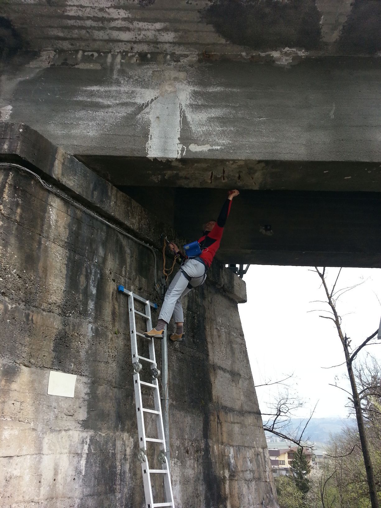 interno cantiere tunne stradale nago