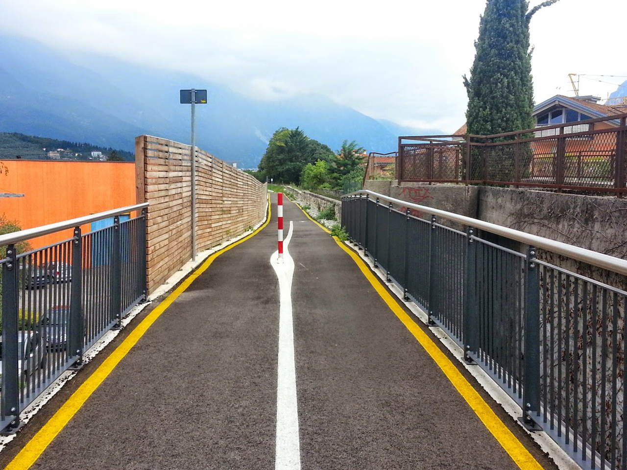 pista ciclabile riva ponte