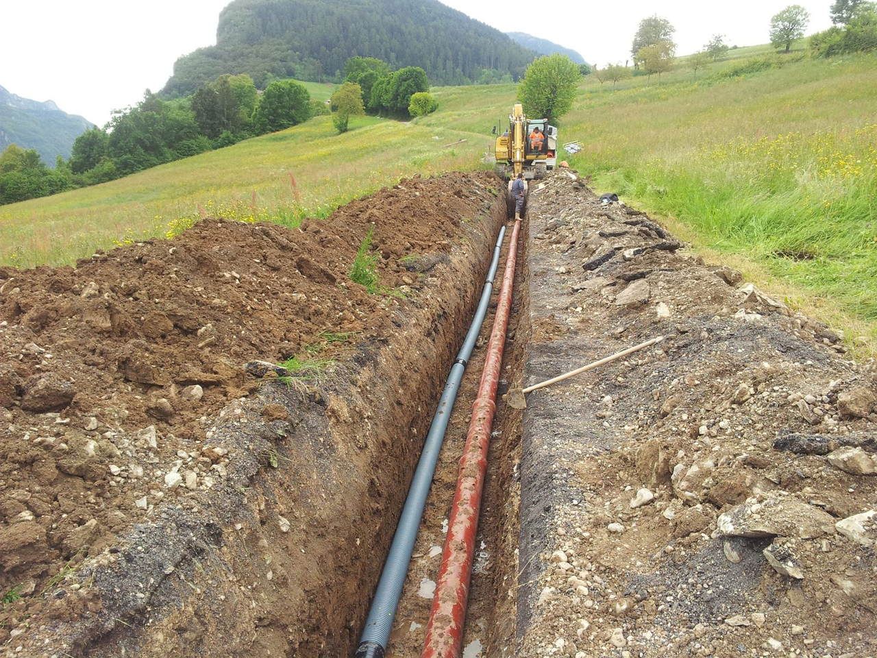 realizzazione collettore fognatura nera fiave